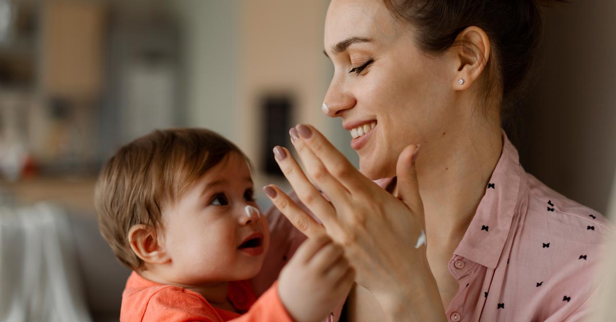 Infants-and-Skincare-How-to-Keep-Your-Baby-From-Getting-Burned
